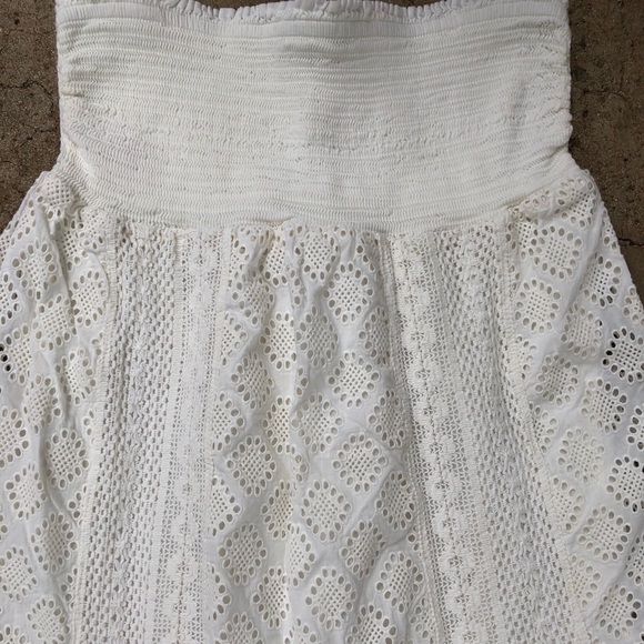Tommy Bahama Dresses & Skirts - Tommy Bahama Cotton eyelet Maxi Dress